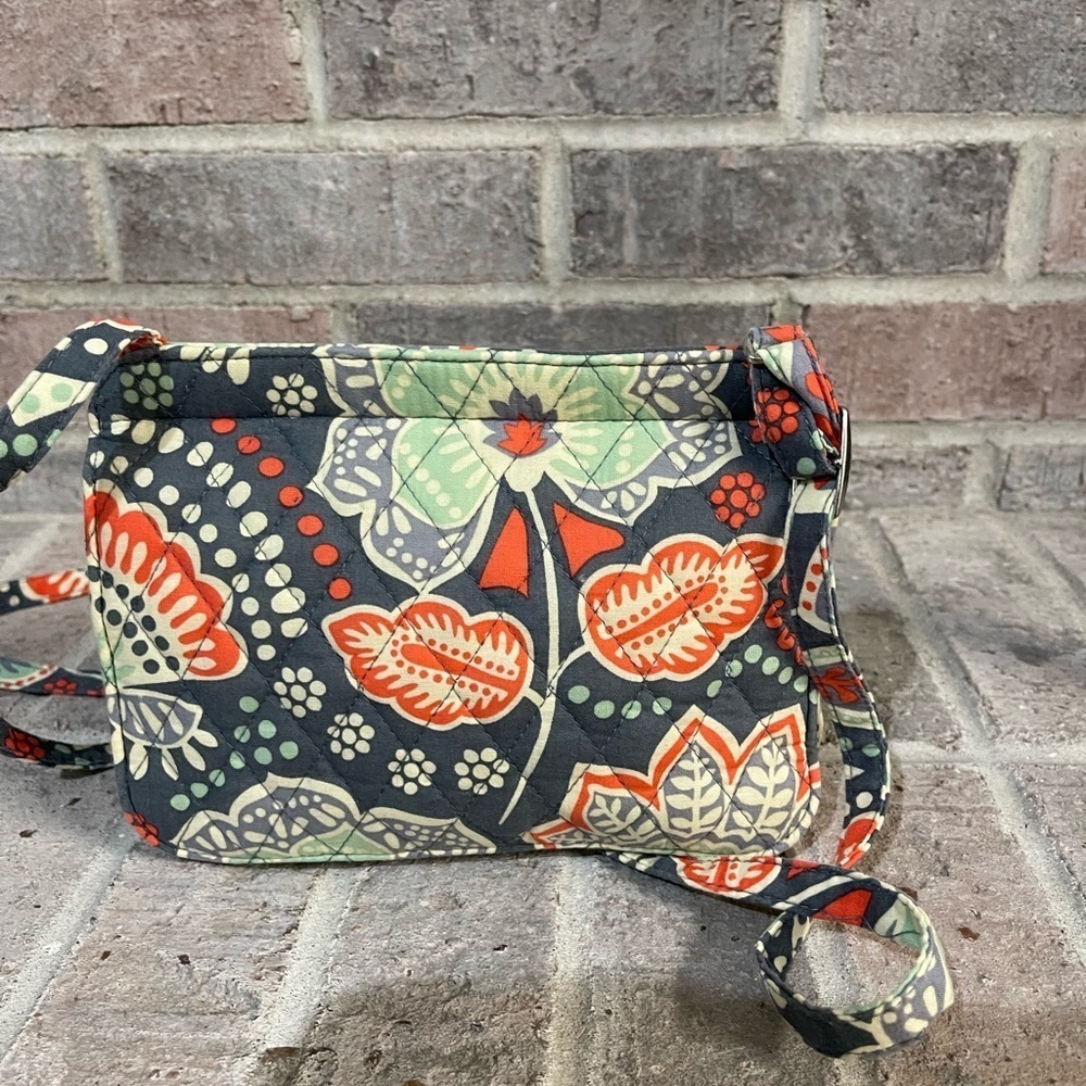 VERA Bradley